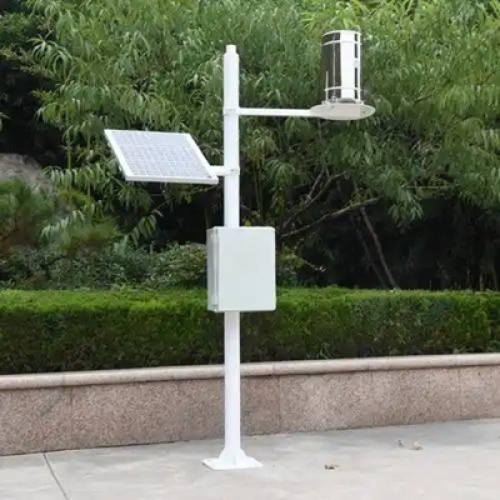 风雨无阻的“守护者”：气象雨量监测站如何改变我们的生活